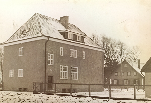 Die neue Schule in Pr. Rosengart – Rückansicht